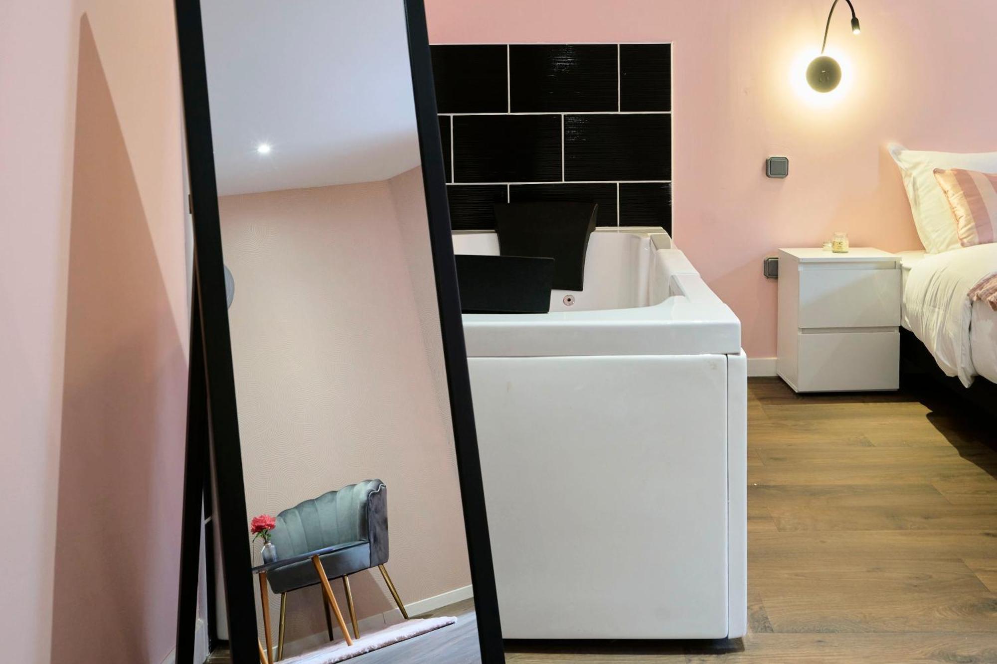 Appartement Ng Prestige L Lille L Tourcoing - Bouvines - Balneo & Cuisine Extérieur photo